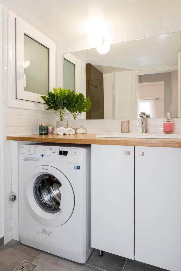 Wide Comfy Studio Apartment Centrally Located In Thissio เอเธนส์ ภายนอก รูปภาพ